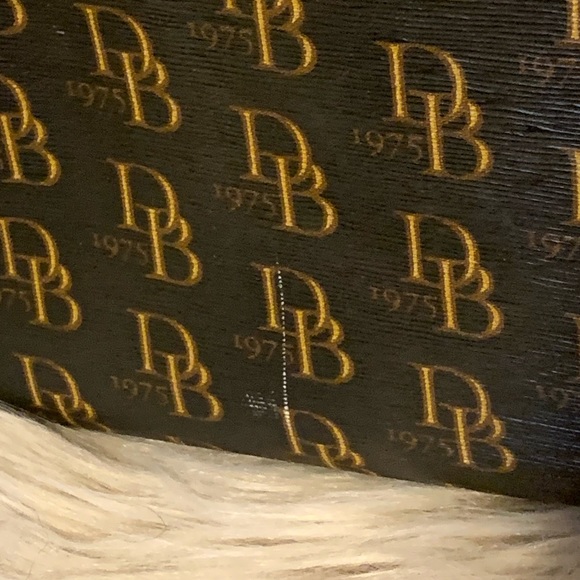 Dooney And Bourke Handbag Cross Body - Picture 5 of 10